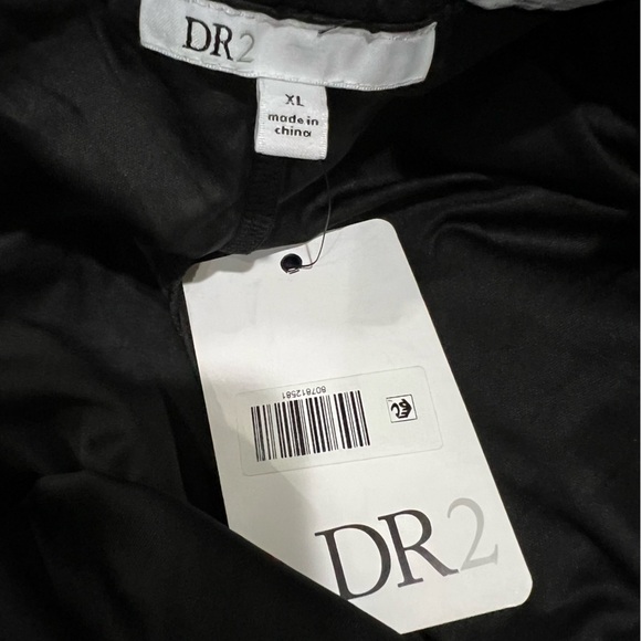 DR2 Women’s XL Black Skort Skirt with Attatched Shorts NWT G2 - Picture 3 of 4
